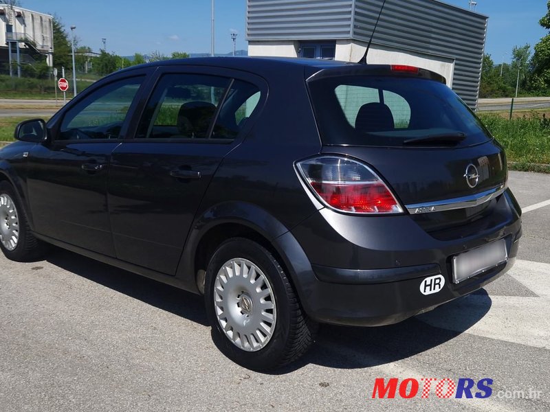 2010' Opel Astra 1,4 photo #4