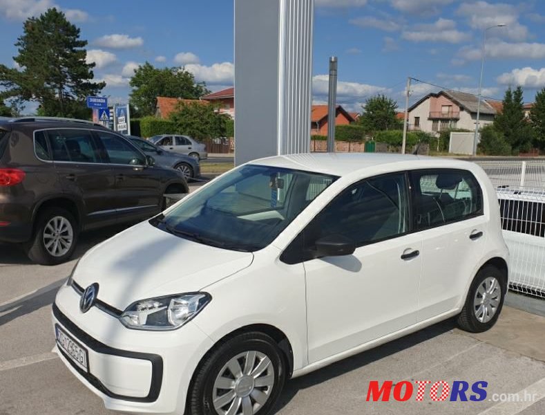 2017' Volkswagen Up! 1,0 photo #1