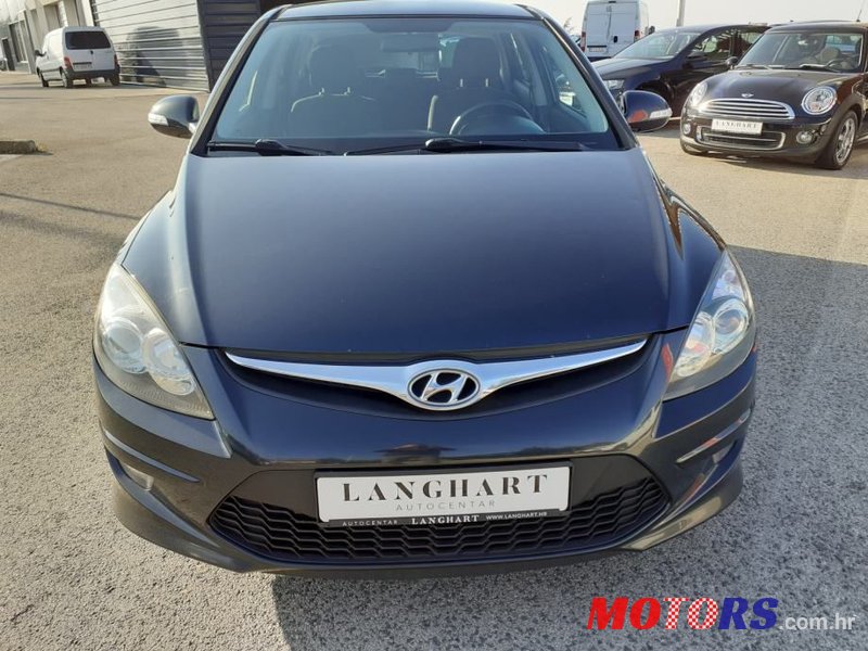 2011' Hyundai i30 1,6 Crdi photo #4