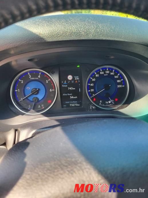 2017' Toyota Hilux photo #5