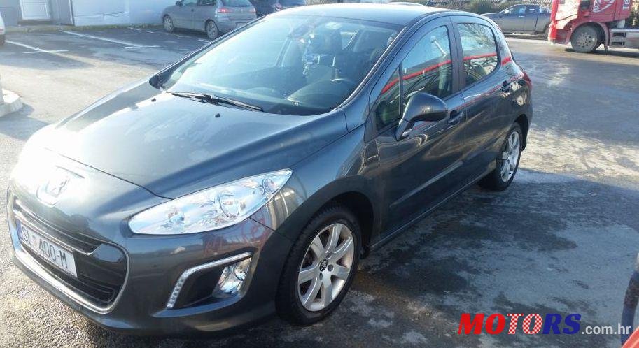 2012' Peugeot 308 1,4 16V Vti photo #1