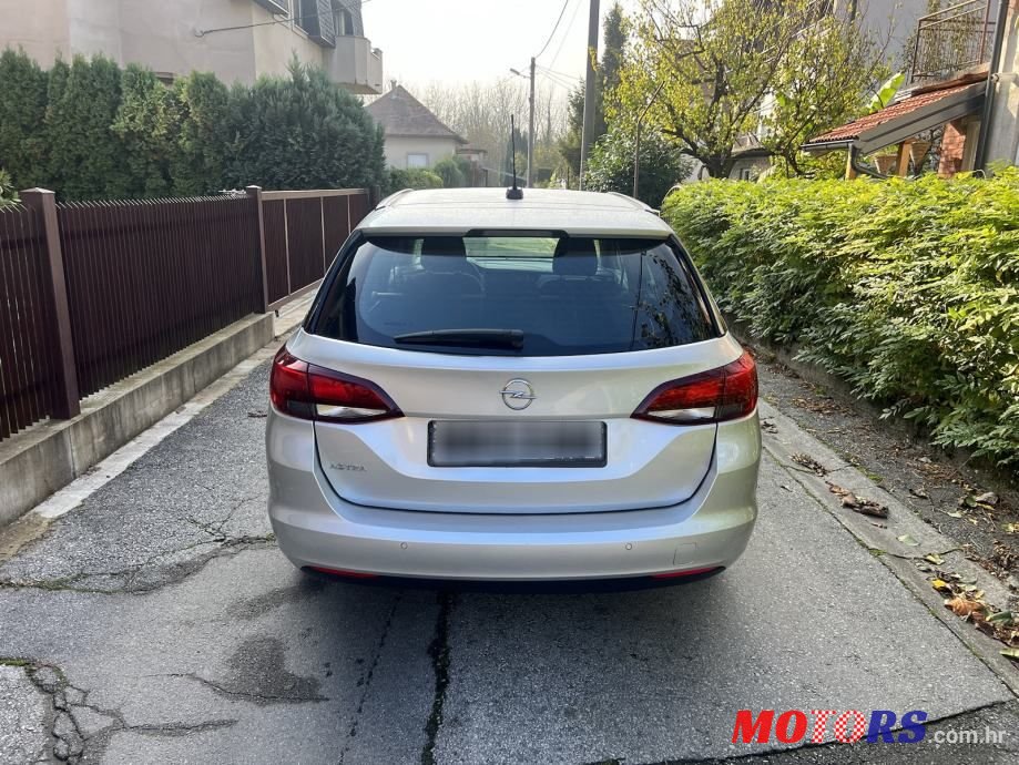 2020' Opel Astra 1,5 D photo #5
