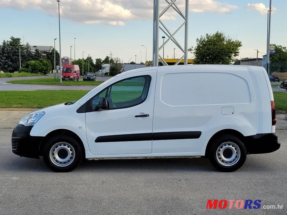 2018' Peugeot Partner photo #2