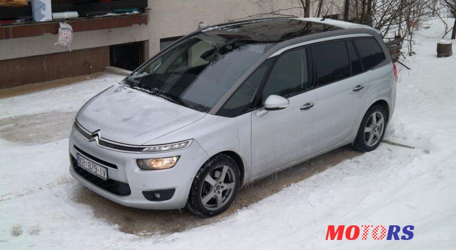2014' Citroen C4 Grand Picasso photo #1