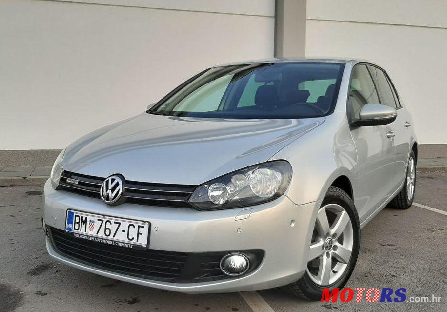 2010' Volkswagen Golf VI 1,6 Tdi photo #1