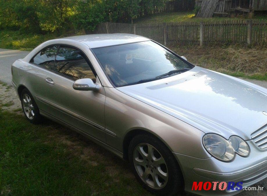 2003' Mercedes-Benz Clk Coupe 270 Cdi photo #2