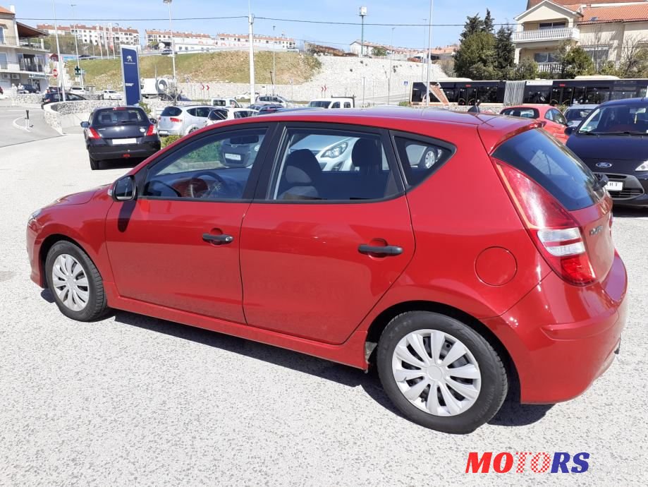 2012' Hyundai i30 1,6 Crdi photo #6