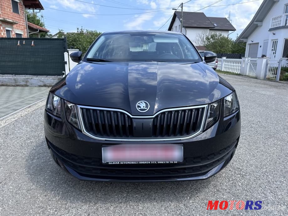 2019' Skoda Octavia 1,6 photo #2