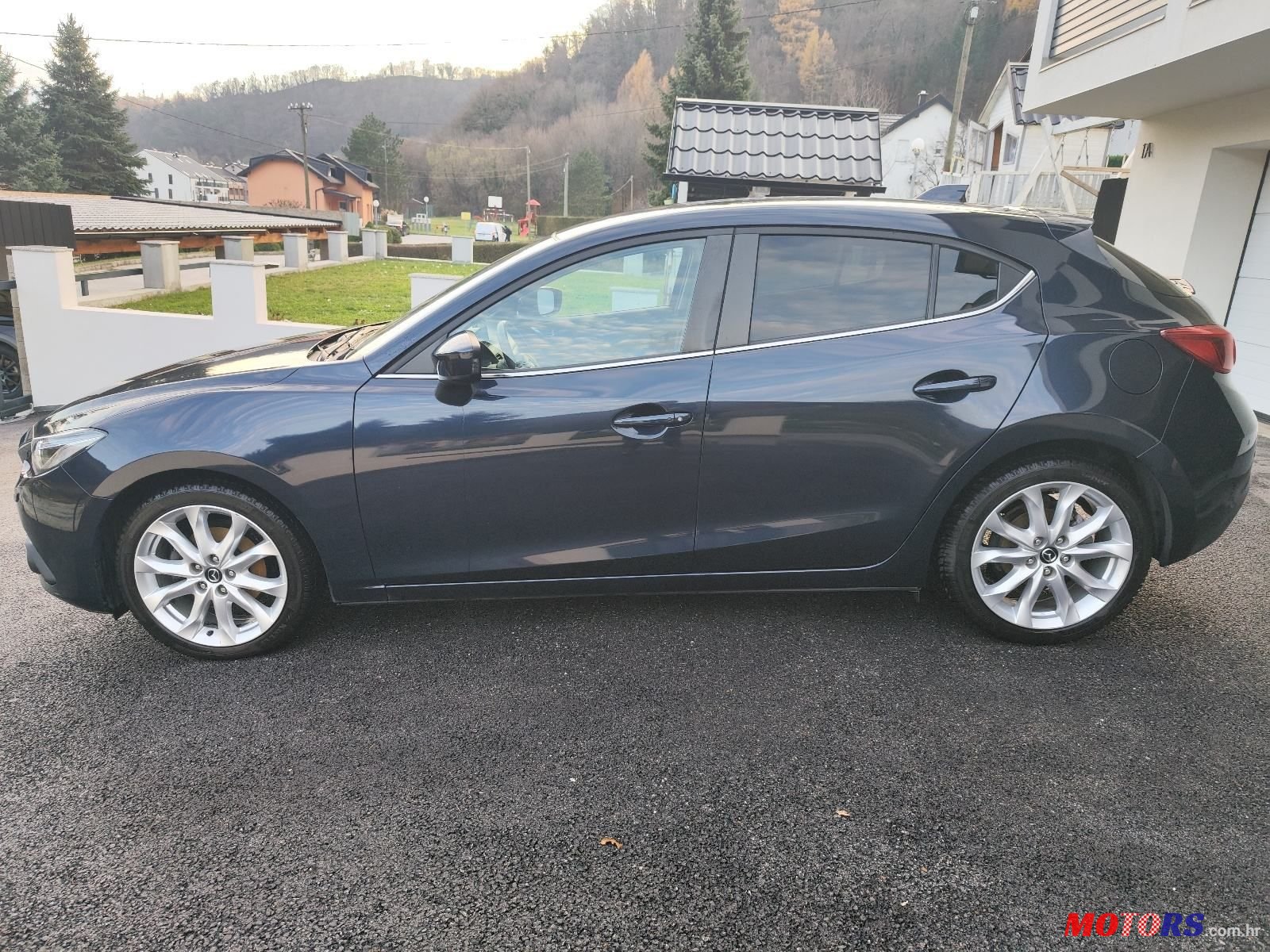 2015' Mazda 3 Cd150 photo #2