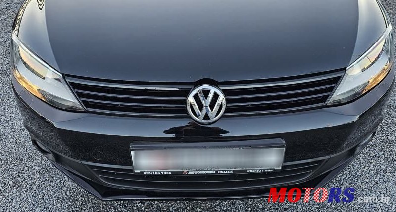 2011' Volkswagen Jetta 1,6 Tdi photo #2