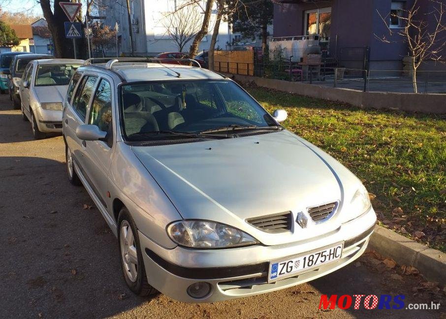 2001' Renault Megane Break 1.9 T.D photo #1