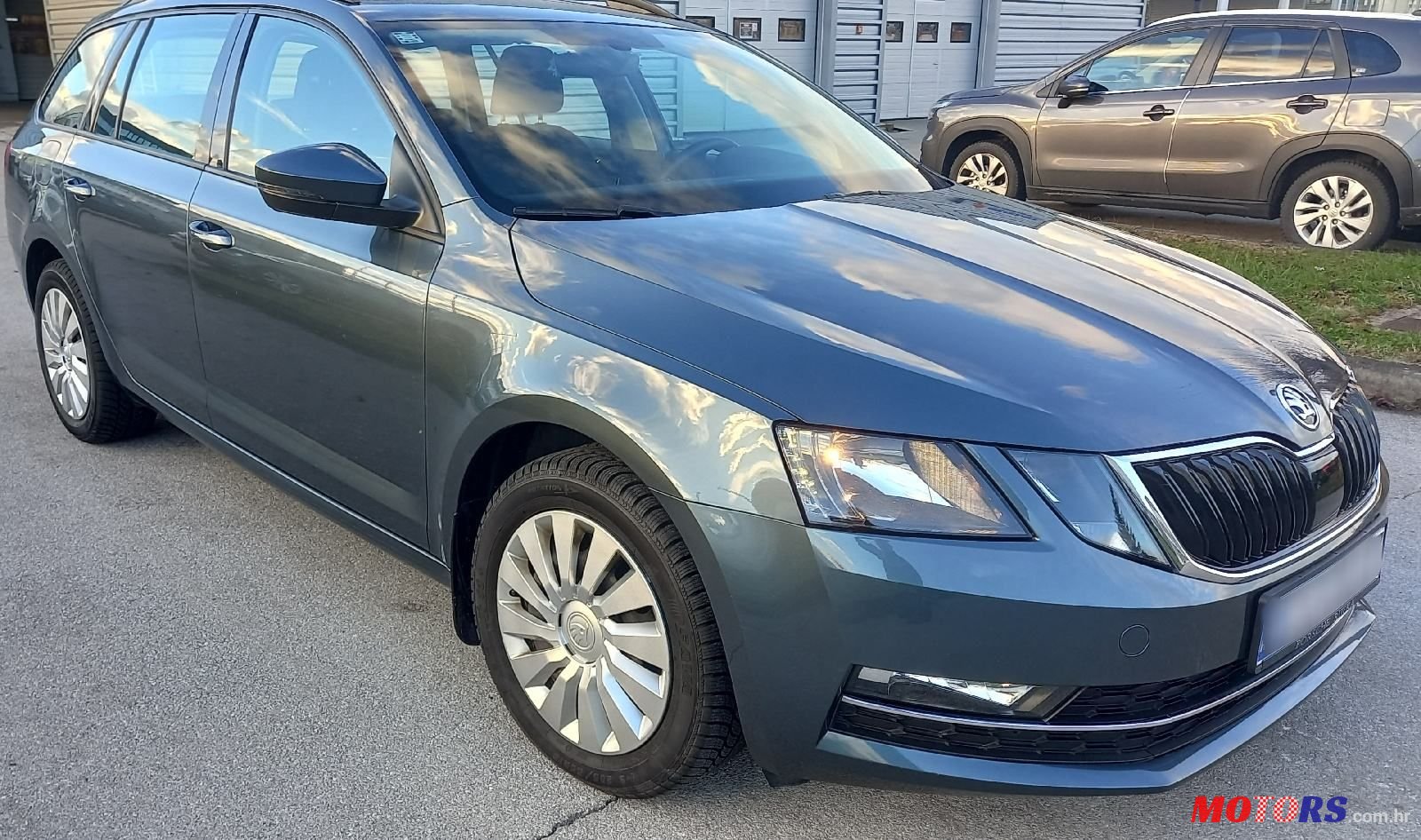 2020' Skoda Octavia Combi photo #1