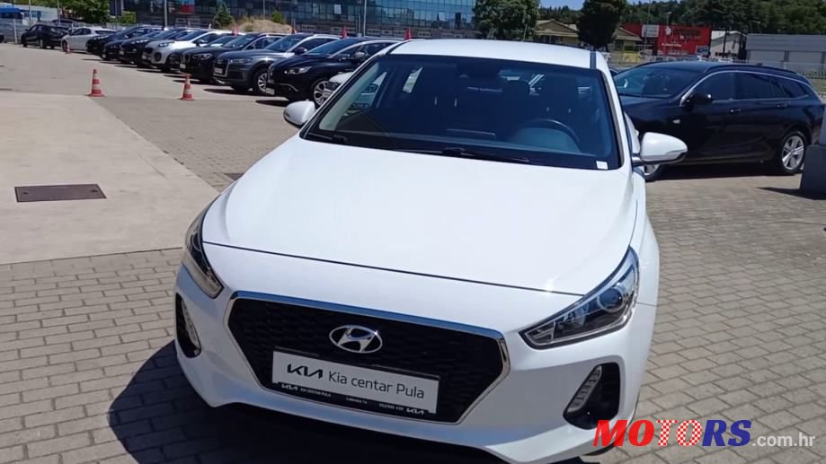 2018' Hyundai i30 photo #4