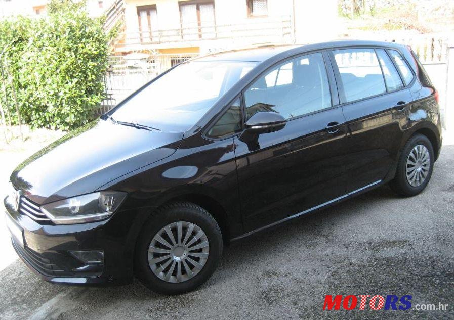 2014' Volkswagen Golf Sportsvan 1.6 photo #1