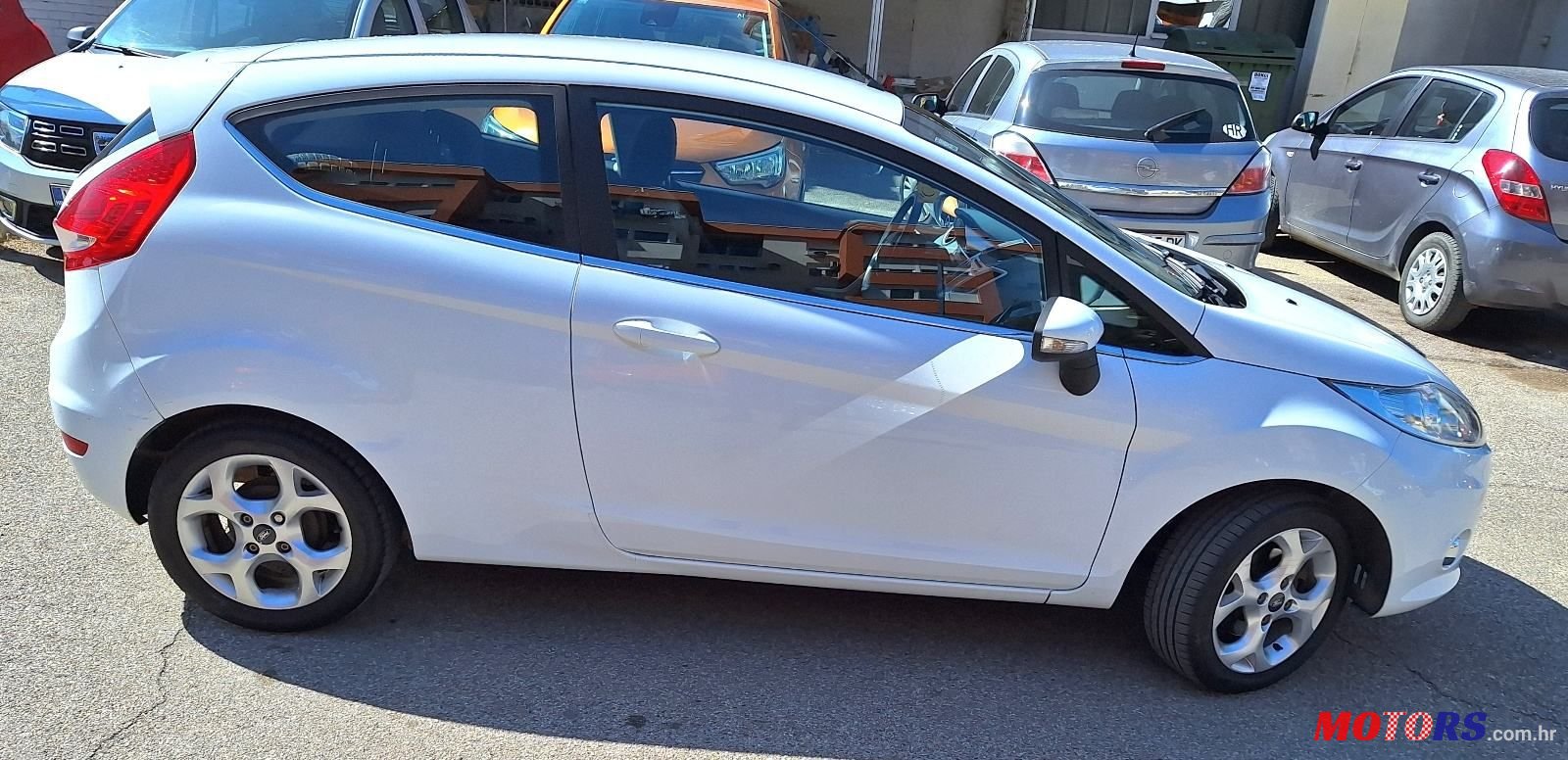 2011' Ford Fiesta 1,4 16V photo #4