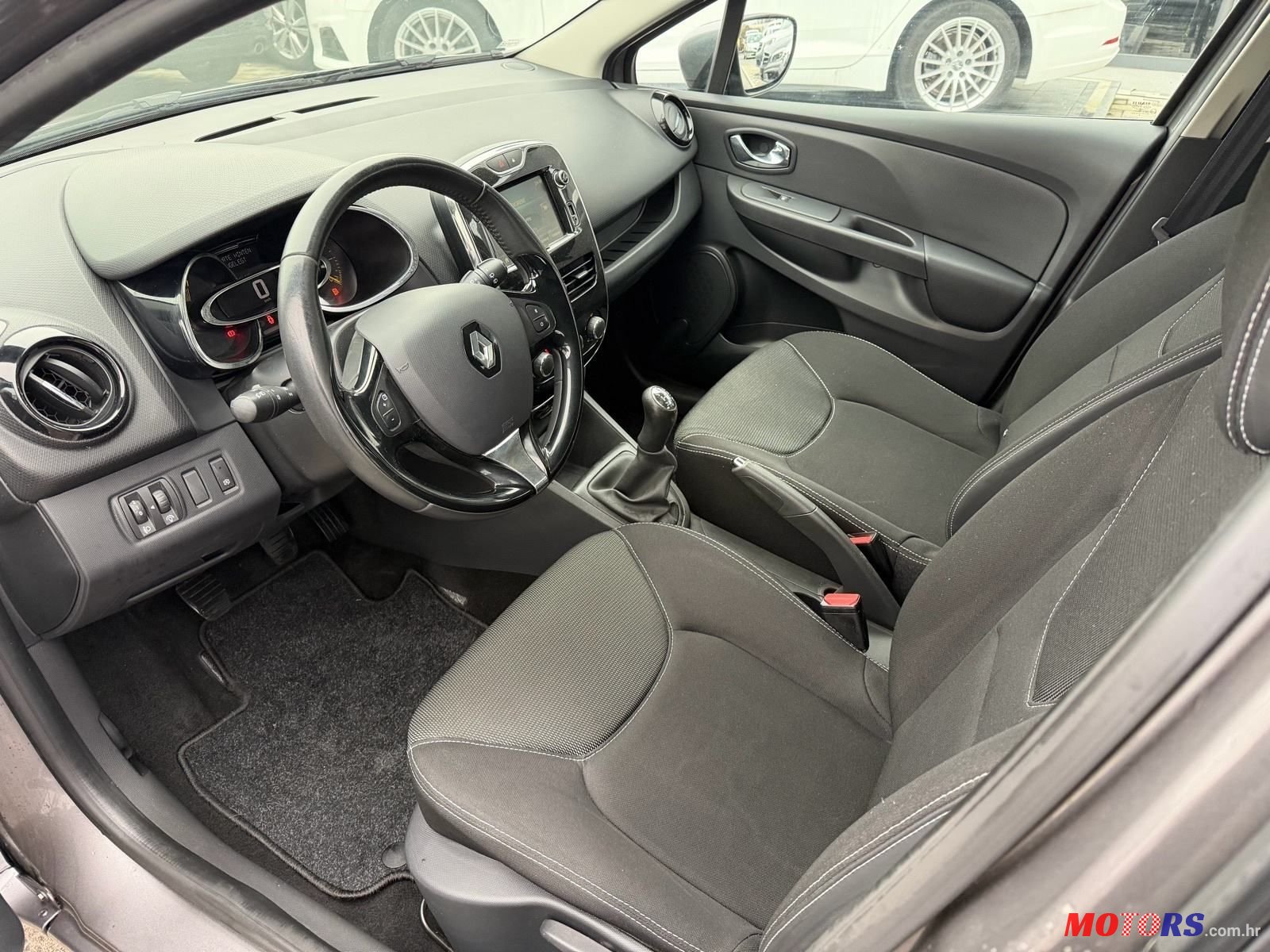 2014' Renault Clio Tce 90 photo #5