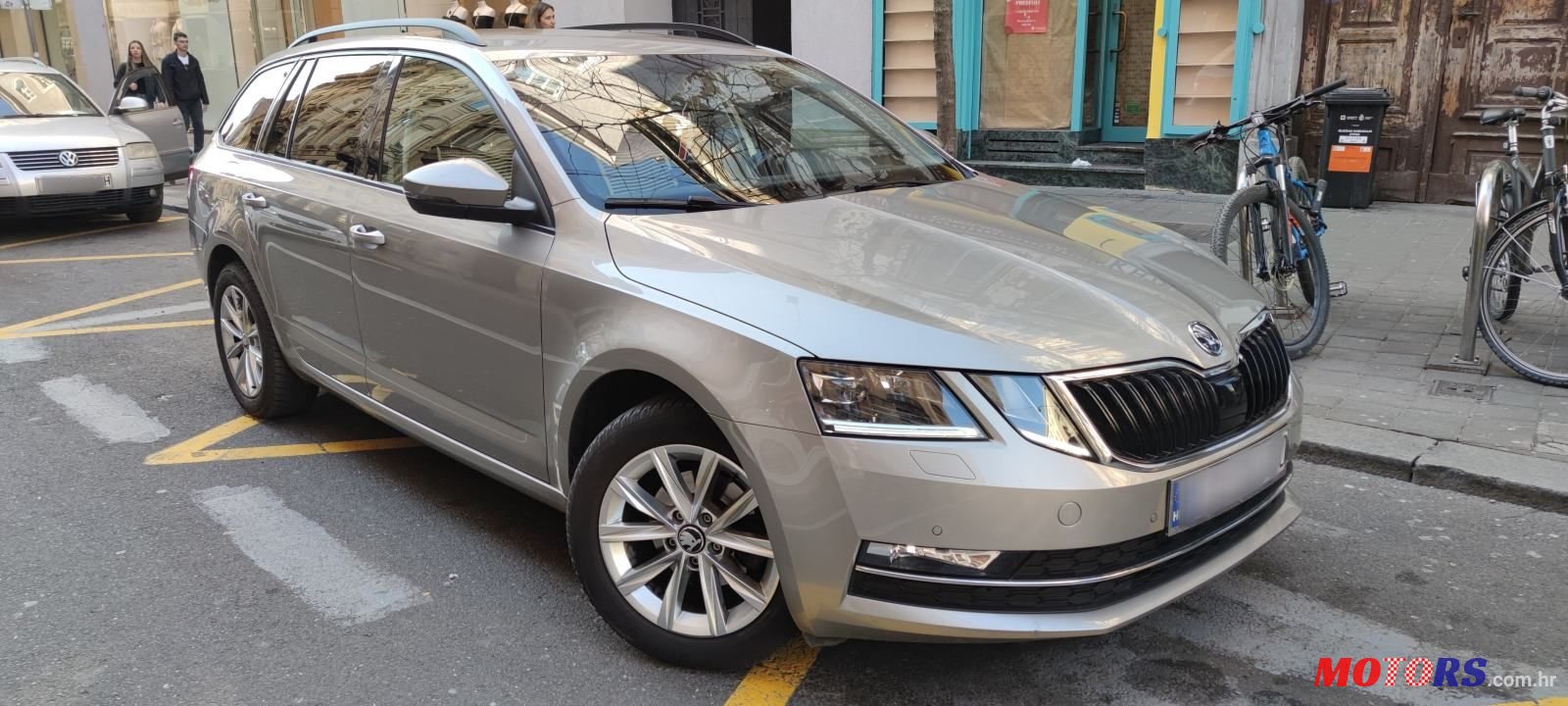 2019' Skoda Octavia Combi photo #2