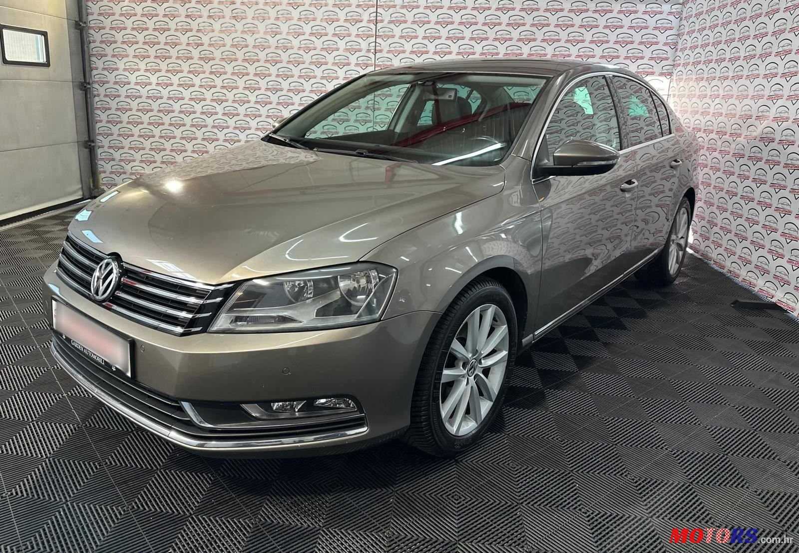 2011' Volkswagen Passat 2,0 Tdi photo #2