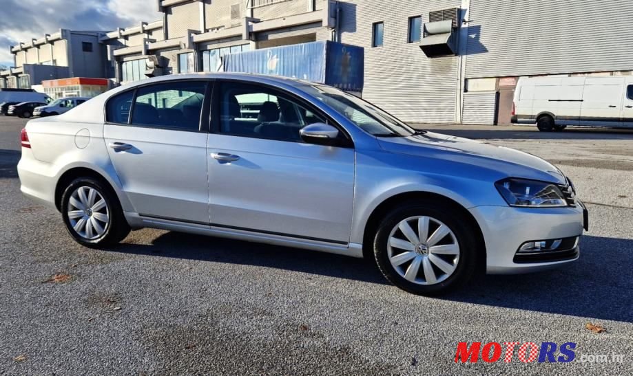 2011' Volkswagen Passat 1,6 Tdi Bmt photo #6