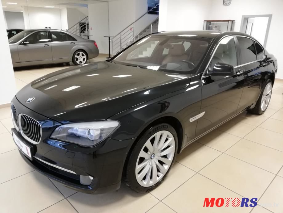 2009' BMW Serija 7 730D photo #1