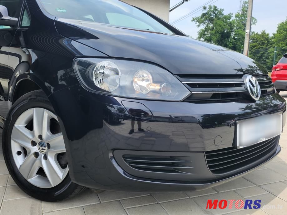 2009' Volkswagen Golf Plus 2,0 Tdi photo #3