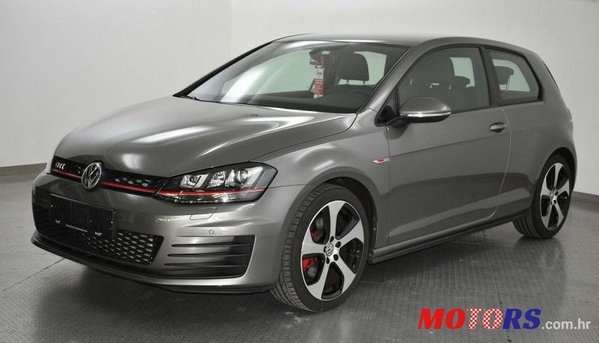 2015' Volkswagen Golf 7 2.0Tsi Gti photo #1