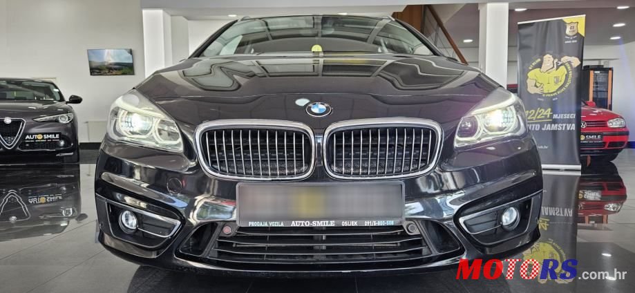 2017' BMW Serija 2 218D photo #3