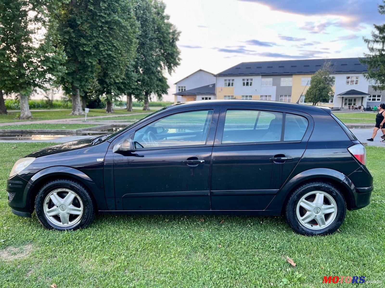 2008' Opel Astra 1,4 16V photo #2