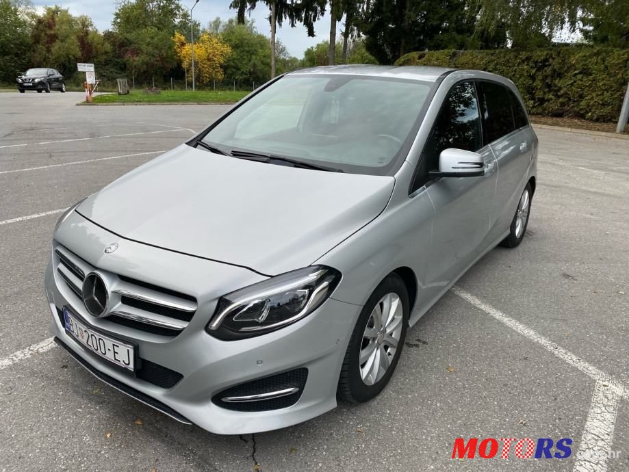 2016' Mercedes-Benz B-Klasa 180 photo #1