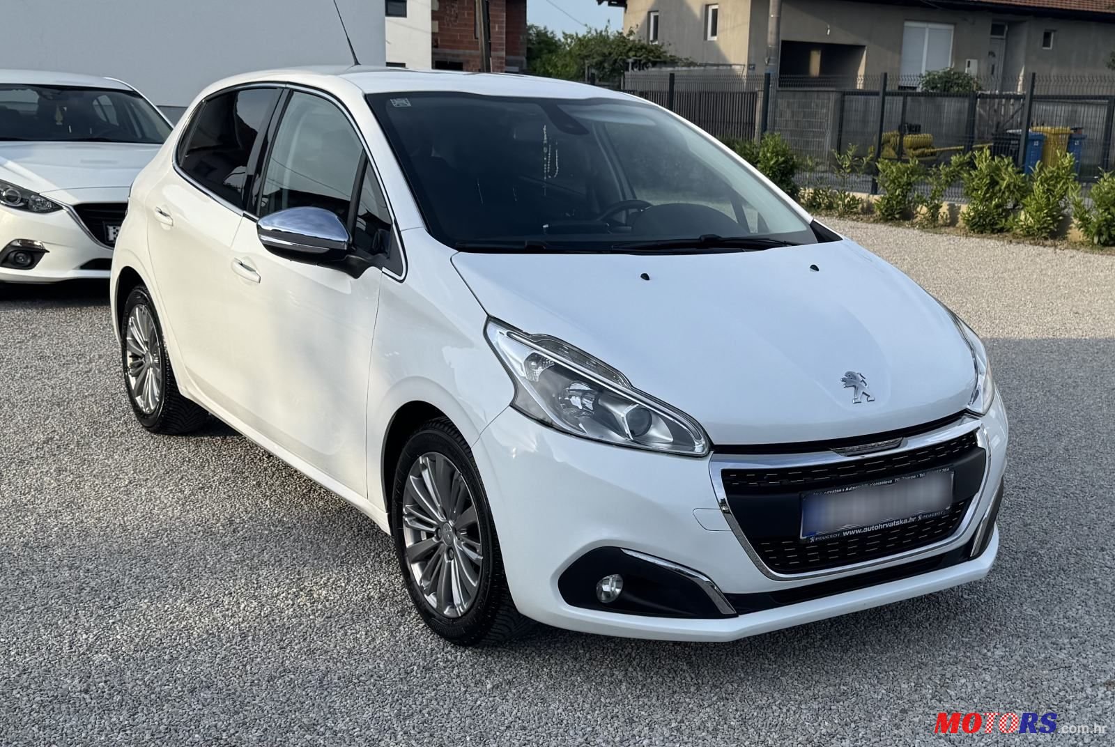 2018' Peugeot 208 1,6 Bluehdi photo #2