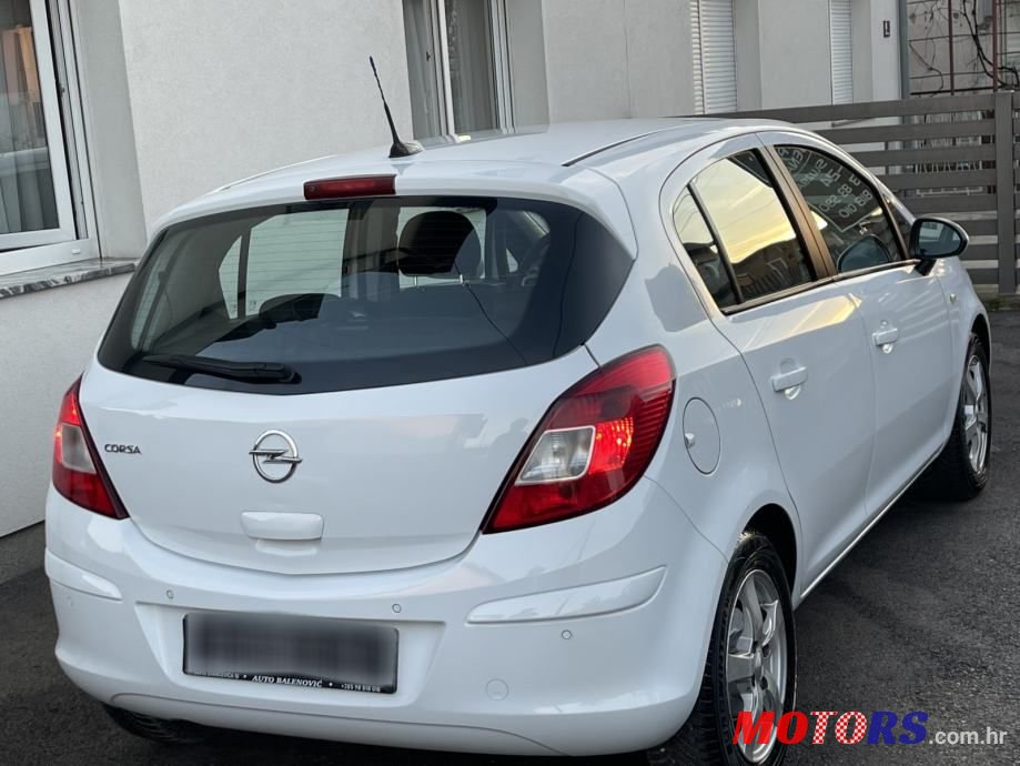 2011' Opel Corsa 1,2 photo #6