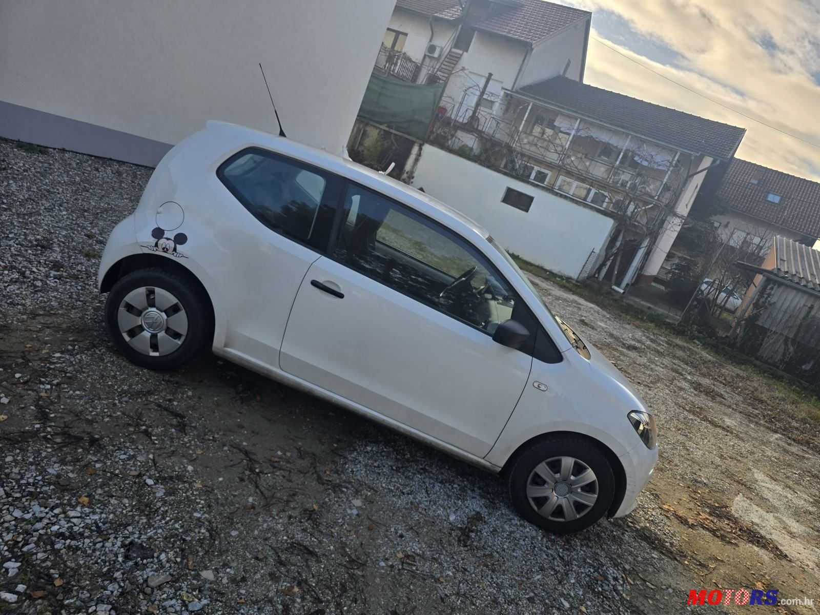 2012' Volkswagen Up! 1,0 Up! photo #4