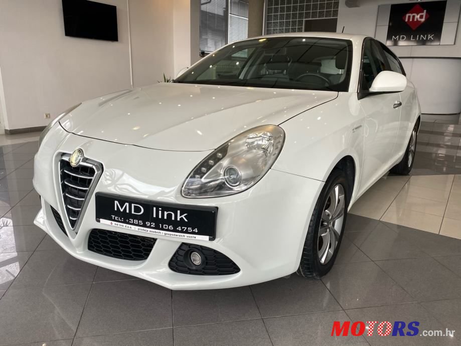 2010' Alfa Romeo Giulietta 1,6 photo #1