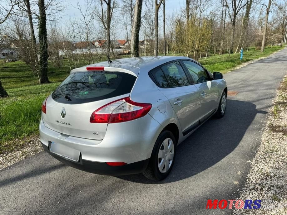 2011' Renault Megane 1,5 Dci Edc photo #3