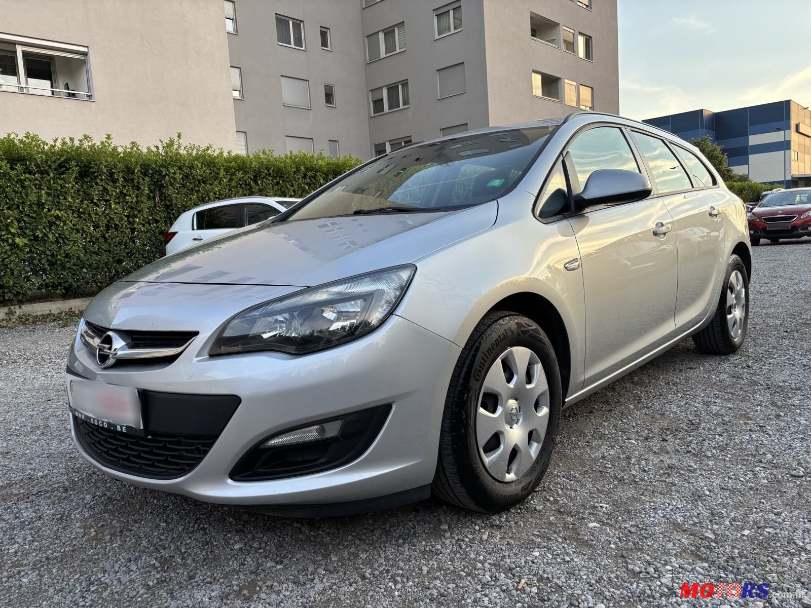 2015' Opel Astra Karavan photo #3