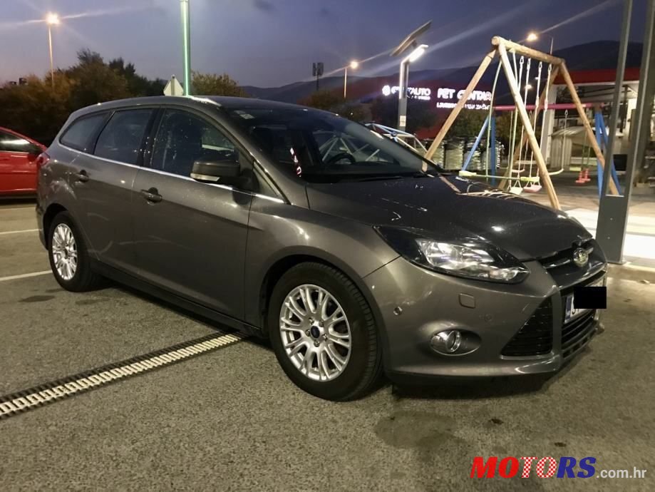 2012' Ford Focus Karavan photo #6