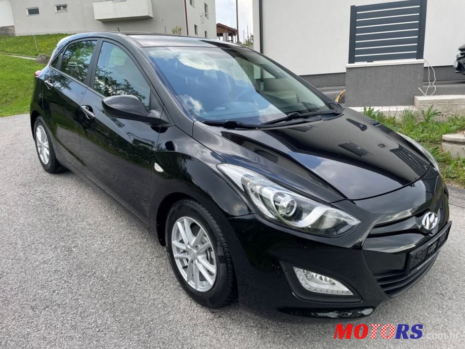 2014' Hyundai i30 photo #2