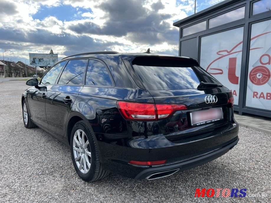 2019' Audi A4 Avant photo #5