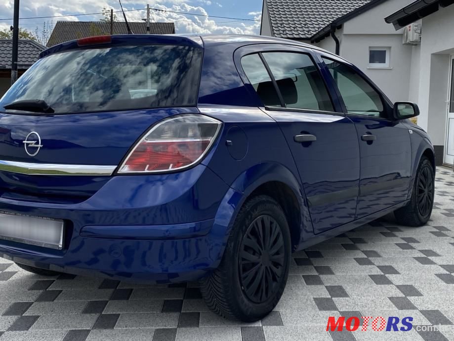 2008' Opel Astra 1,4 photo #4