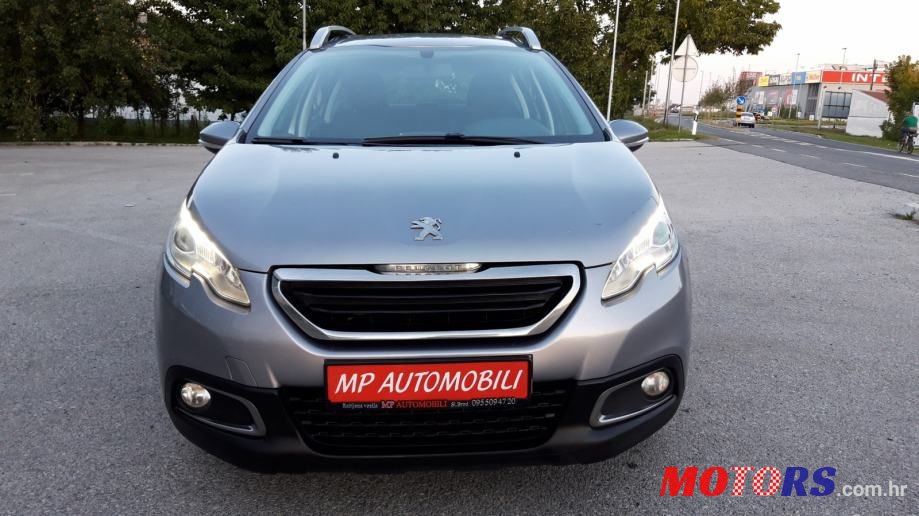 2014' Peugeot 2008 photo #2