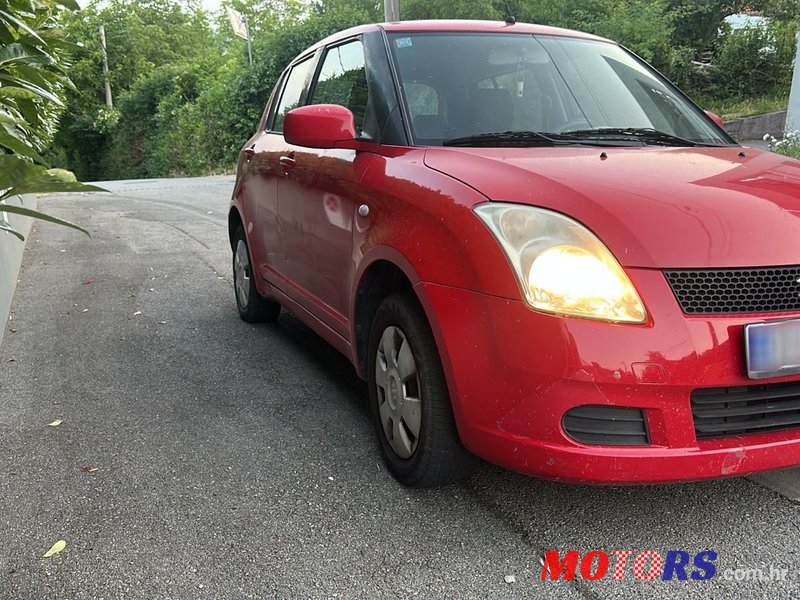 2006' Suzuki Swift 1,3 Glx photo #3