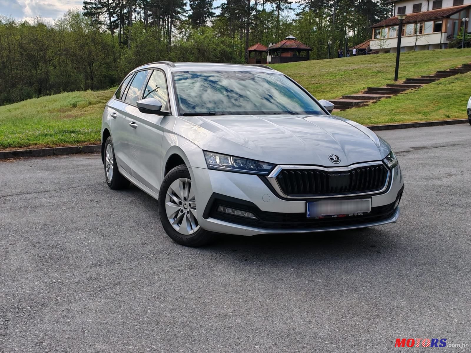 2023' Skoda Octavia Combi photo #1