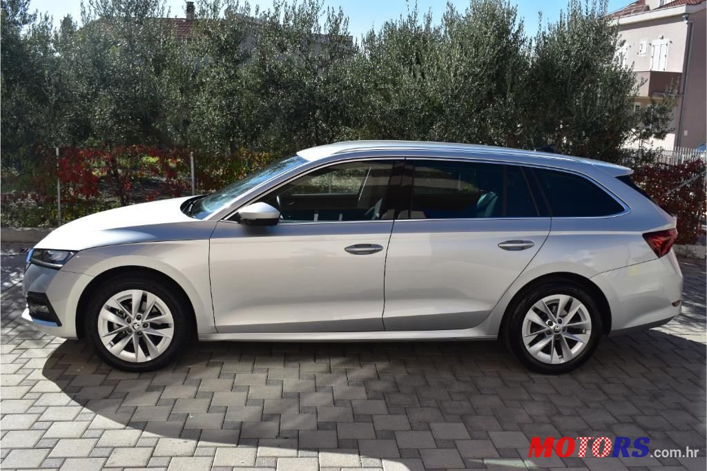 2023' Skoda Octavia 2,0 Tdi photo #4