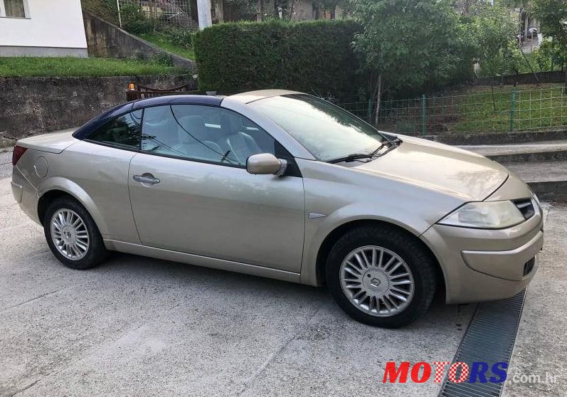 2006' Renault Megane Cabriolet 1,9 Dci photo #1