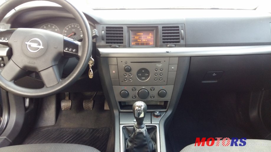2003' Opel Vectra 1,6 photo #5