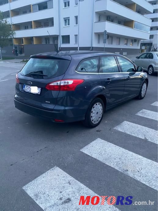 2013' Ford Focus Karavan photo #6