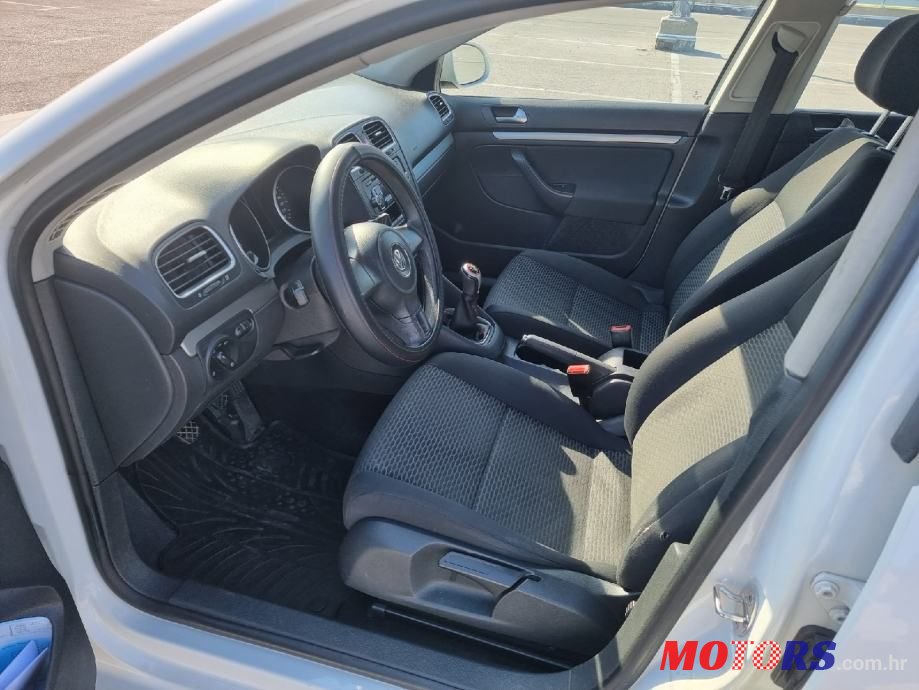 2012' Volkswagen Golf 6 Variant photo #5