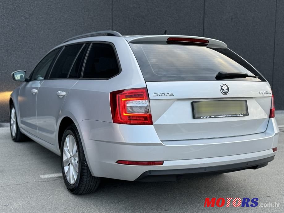 2017' Skoda Octavia Combi photo #4