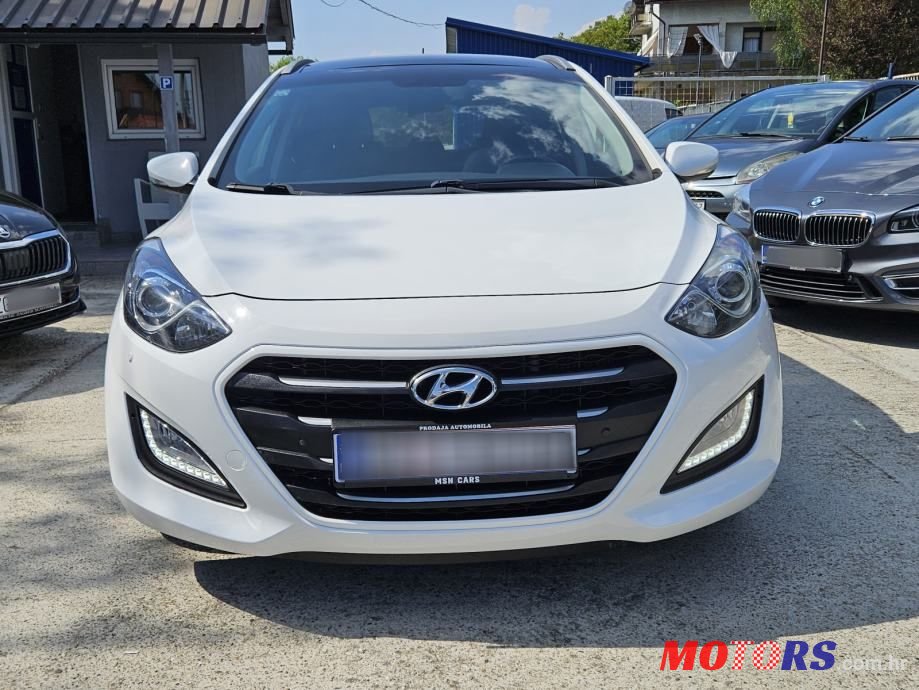2015' Hyundai i30 1,6 Crdi photo #2