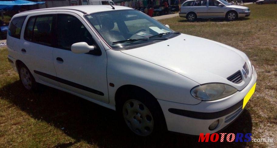 2002' Renault Megane Classic photo #1